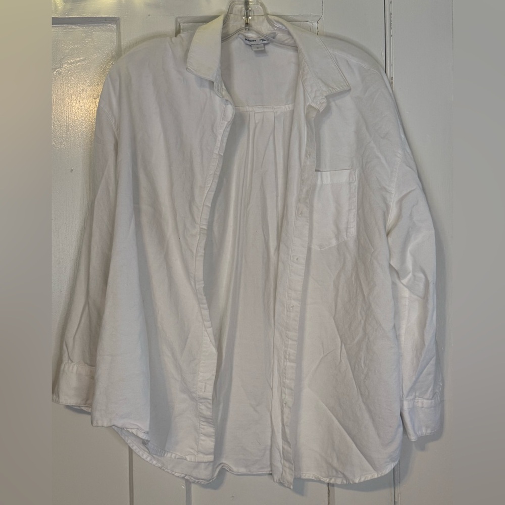 Old Navy White Casual Button Down Shirt